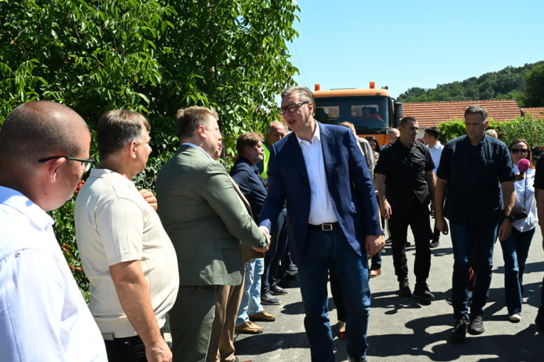 Vučić poručio svim građanima Srbije: Niko nije mogao da veruje da ćemo biti prvi u Evropi po stopi rasta, rešavaćemo probleme zajedno!