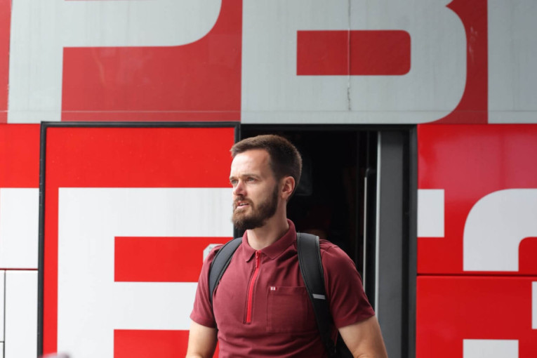 Zvezda otputovala u Rusiju: Bez Kataija u generalnoj probi (FOTO)