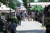 Nema osveženja na vidiku: Sunce i tropske temperature obeležiće četvrtak