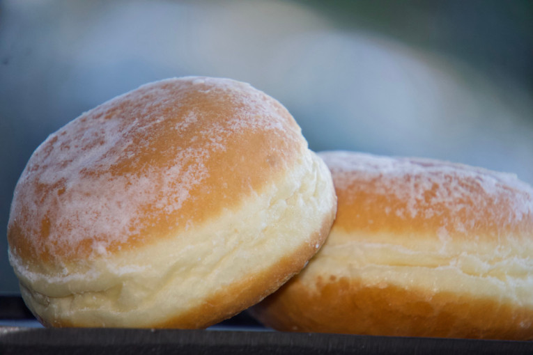 Recept dana: Punjene krofne iz rerne za sve ljubitelje domaćih poslastica