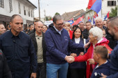 Poznato kada kreće isplata državne pomoći: Vučić otkrio datume, evo kada će novac leći na račune penzionera i svih punoletnih građana