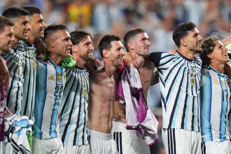 Englezi van sebe zbog poteza Argentine: Poludeli zbog snimka iz svlačionice, traže hitnu intervenciju! (VIDEO)