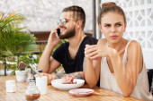 Izbegavajte je: Ova ljubavna taktika može ozbiljno da vam se obije o glavu
