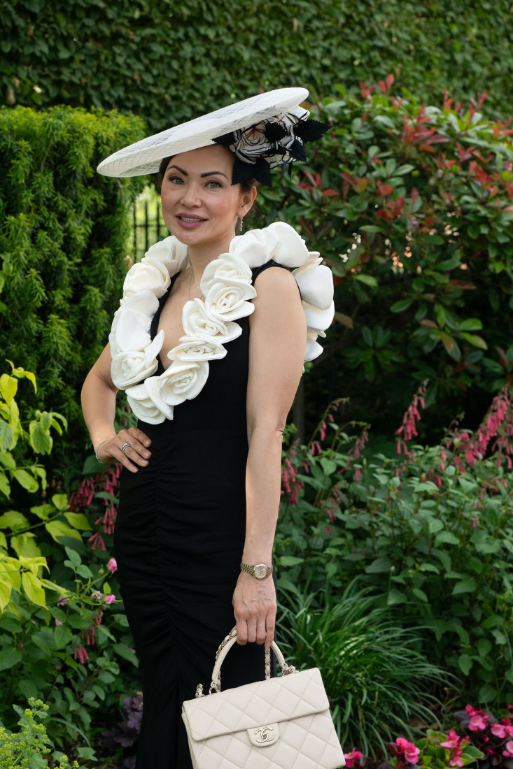 Fascinator se vraća na velika vrata: Evo šta treba da znate o najotmenijem modnom dodatku za kosu (FOTO)
