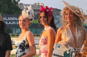 Beogradski hipodrom u znaku elegancije: Stil i duh prošlih vremena su obeležili 104. srpski galopski derbi (GALERIJA)
