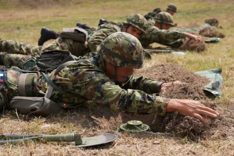 Pred njima su odgovorne dužnosti: Oficiri Vojske Srbije odlaze na Generalštabno usavršavanje