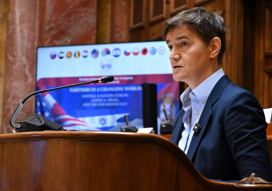 Neće dijalog, neće da prizna izbore, ali uredno uzima plate! Brnabićeva žestoko oplela po Jovanoviću