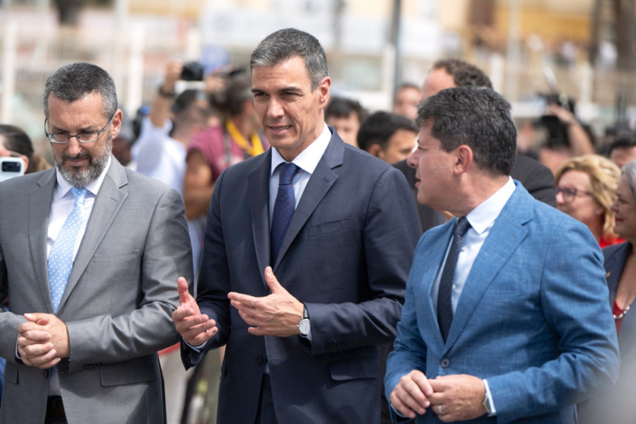 Gibraltar je oslobođen! Španija i Evropa slave skidanje poslednje granične ograde (FOTO)