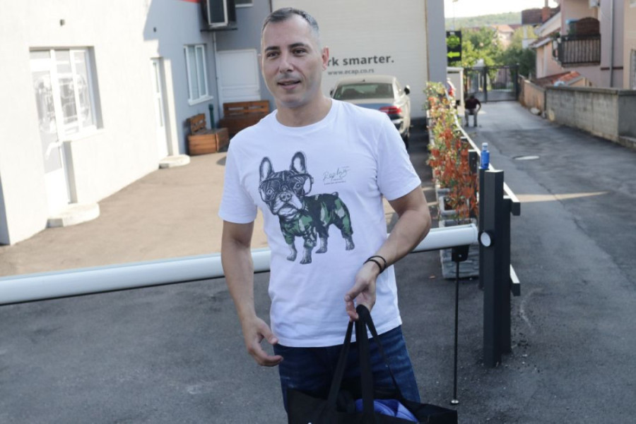 "Ko se ženi pevačicom, sahranjuje ga opština" Hasan žestoko opleo Zlati: "Voli da glumi kako smo svi fino"