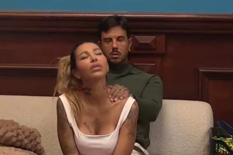 Aneli se prepustila veštim rukama Filipa Đukića: Uživa u njegovim dodirima (VIDEO)