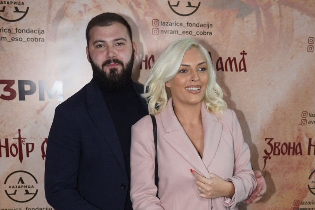 Horor u centru Sarajeva: Muškarac pao sa zgrade tržnog centra