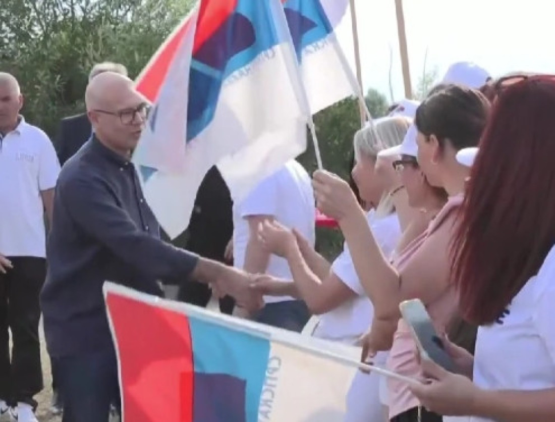 Lider naprednjaka Vučević poslao moćnu poruku iz Male Plane: "Budite na pravoj strani, biramo budućnost Srbije"