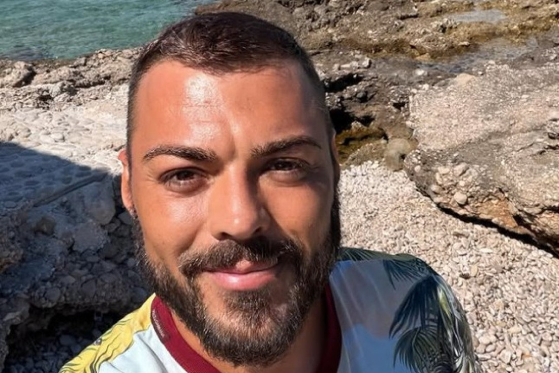 Sloba Vasić u zagrljaju ćerke Marije proslavio 35. rođendan: Tek da mu vidite tortu! (FOTO)