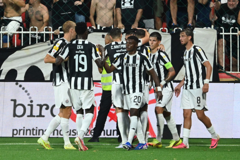 Zemun - Partizan: Aleksićev debitanstki gol za vođstvo crno-belih (POLUVREME)