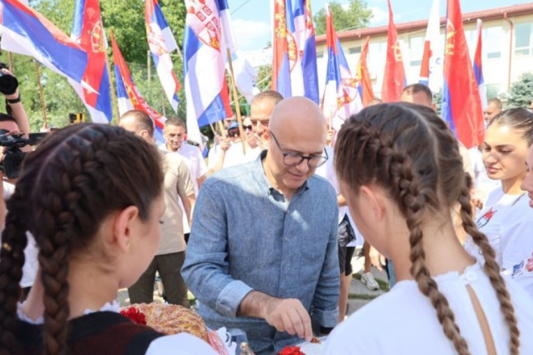 Izbori imaju sudbonosni značaj! Vučević iz sela Ribare poručio: "Srbija je iznad svih nas i zato moramo da se ujedinimo!"