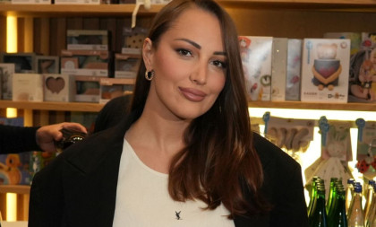 "Moja devojčica!" Prija otišla sa ćerkom na bazen, pa raspametila (FOTO)