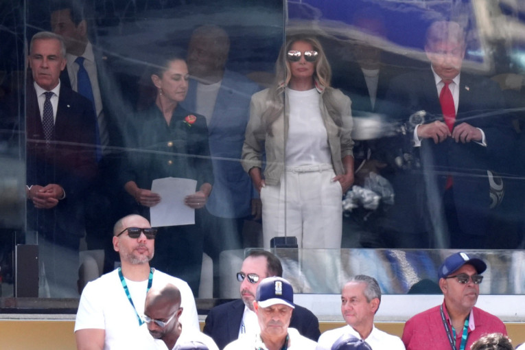Melanija privukla sve poglede na finalu Mundijala: Ovo je dobitna kombinacija o kojoj svi pričaju! (FOTO)