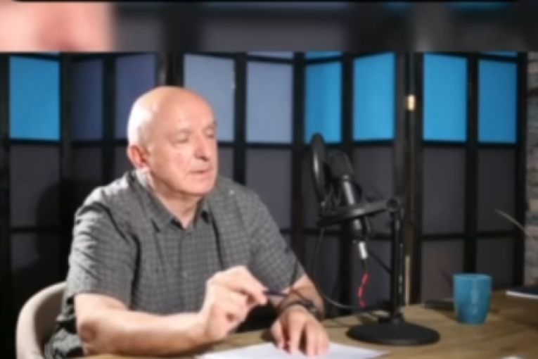 Ko pije, ko plaća? Studenti ne znaju ko pravi takozvanu "studentsku listu", profesor ih raskrinkao! (VIDEO)