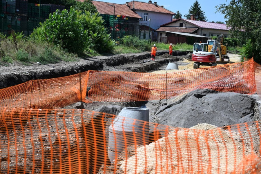 Stiže infrastrukturni preporod, održan Info dan o zapošljavanju u Vojsci Srbije! Mesarović poručila: Prijavite se odmah!