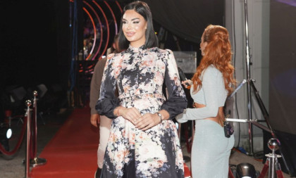 Mina Vrbaški posle superfinala "Elite 9" odvela dečka kod majke, u Inđiju: Isplivali detalji susreta! (FOTO)