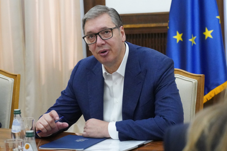 Vučić najavio nove subvencije: Država sprema dodatnu pomoć poljoprivrednicima i mlekarima!