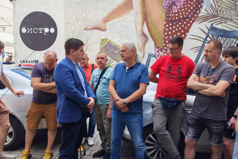 Kupili stanove, sve isplatili, a sada hoće da ih izbace na ulicu! Drama 20 porodica na Voždovcu