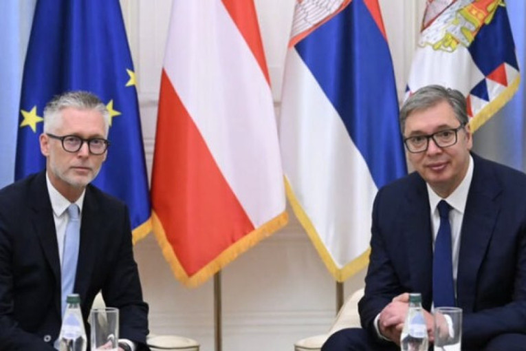Oglasio se Vučić nakon sastanka sa ambasadorom Austrije: Glavne teme investicije, ekonomska saradnja i zajednički projekti!