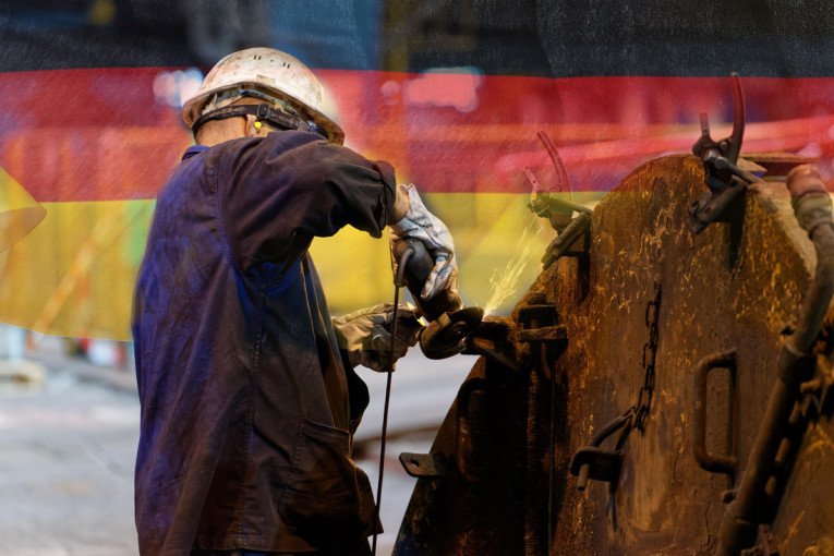 Nemačka industrija gubi oko 15.000 radnih mesta mesečno
