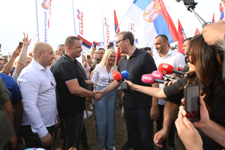 Predsednik: Ako izgube na izborima neka te večeri pruže ruku i čestitaju kao što bih i ja uradio