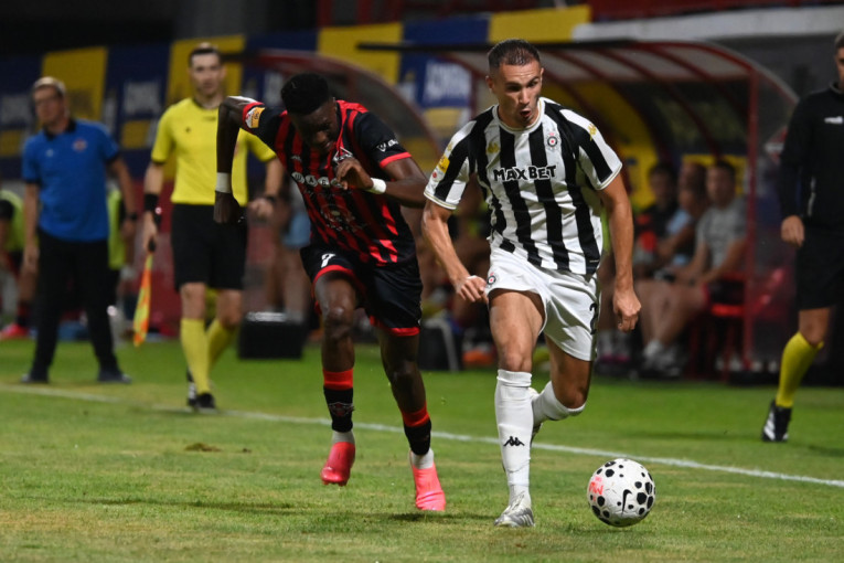 Mačva - Partizan 0:1: Crno-beli čuvaju rano vođstvo!