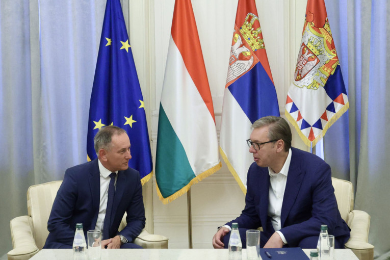 Vučić ispratio Mađara: Odnosi Srbije i Mađarske na istorijski najvišem nivou (FOTO)