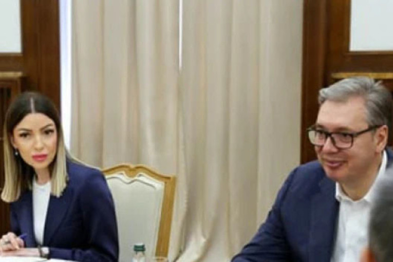 Macut: Vlada zaslužila da joj se izglasa poverenje!