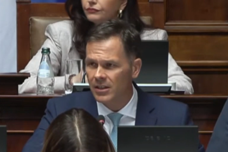 Novac leže već od 22. septembra! Mali otkrio koliko se građana prijavilo za 6.000 dinara od ponoći