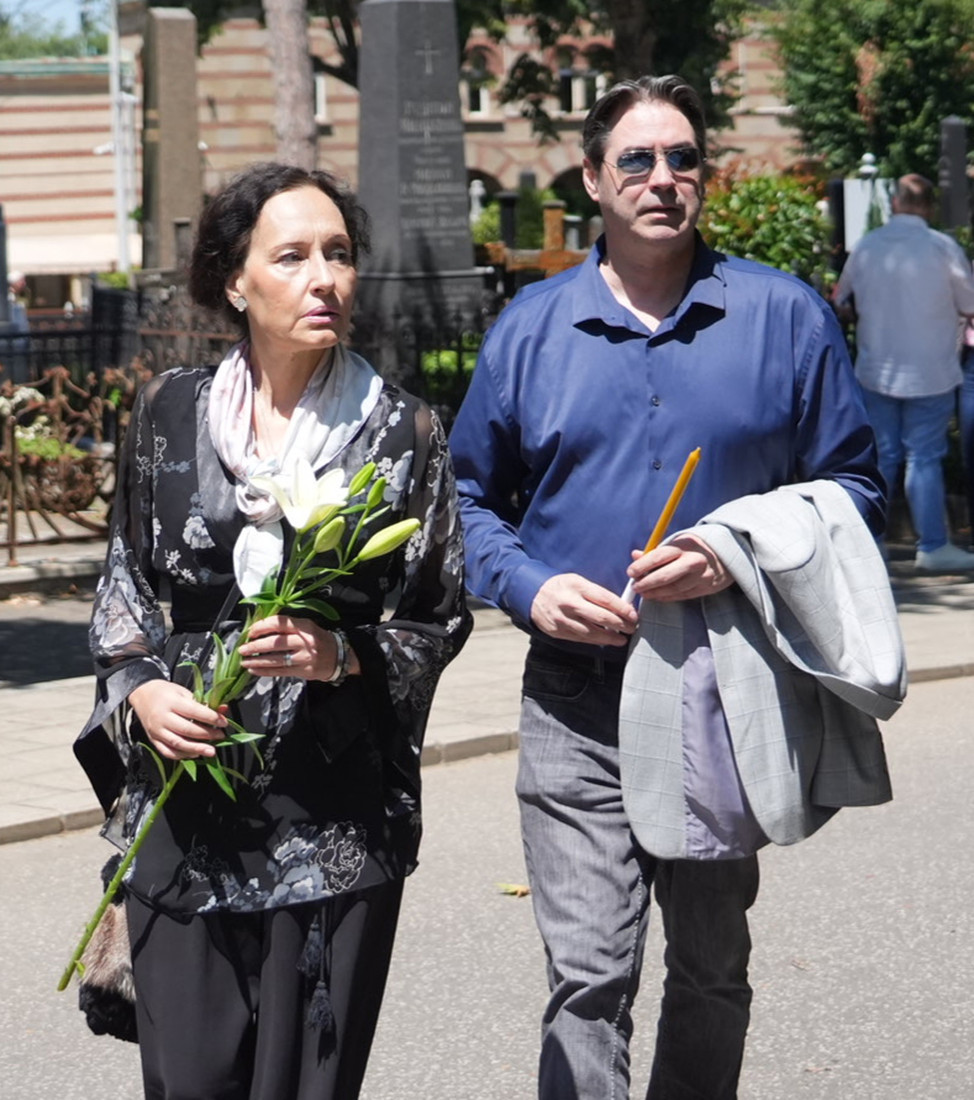 Zbogom, Olivera Katarina: Sahranjena velika srpska diva (FOTO/VIDEO)