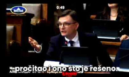 "Siroma, čita ono što je već rešeno!" Jovanov ismejao nesposobnu opoziciju: Dok vi čitate bajke, Vučić je problem već rešio! (VIDEO)