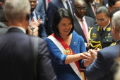 Dolazi iz kontroverzne porodice, a optužuju je i za izbornu prevaru: Keiko Fudžimori zvanično postala predsednica Perua