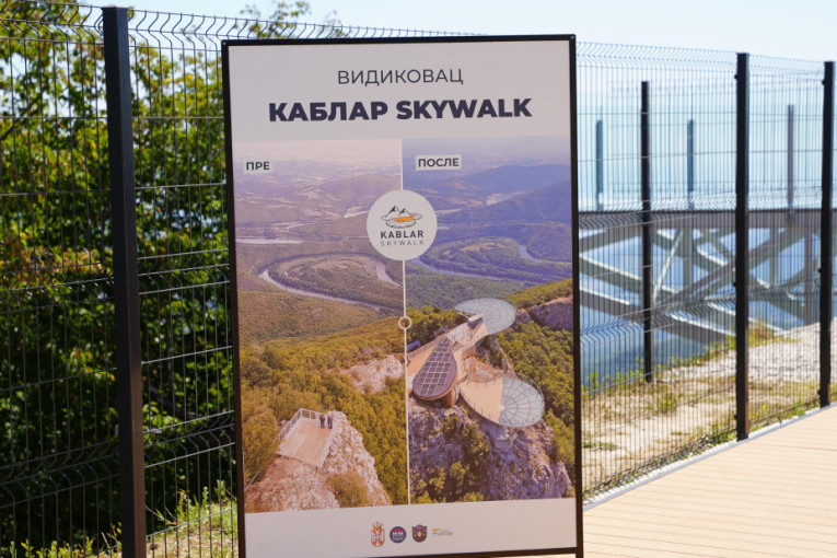 Ovo su prve slike staklenog vidikovca - spreman za otvaranje! Prisustvuje Vučić (FOTO)