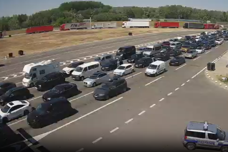 Najduže kolone jutros na Horgošu i Šidu: AMSS objavio stanje na prelazima