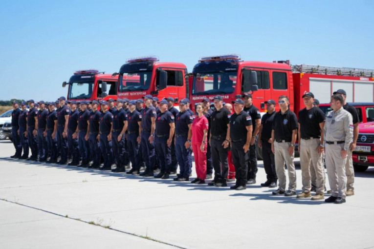 Nezavisni sindikat policije ponosan na heroje MUP-a: Vatrogasci i piloti krenuli u pomoć Španiji! (FOTO)