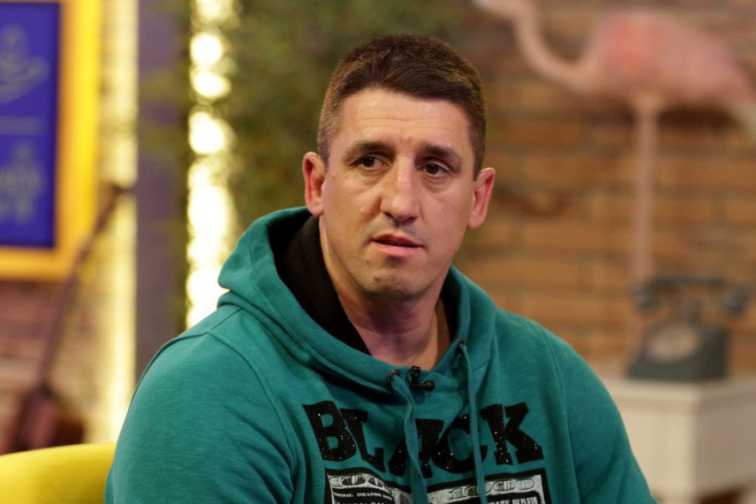 Oglasila se žena za koju Kristijan tvrdi da je delila njegove snimke iz spavaće sobe: Razumite ga!
