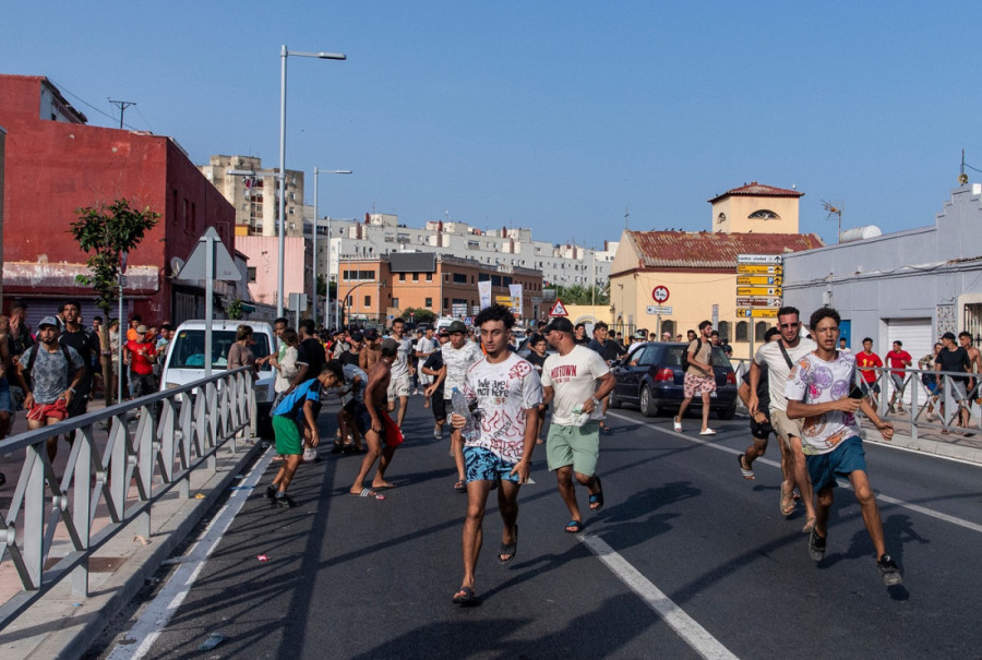 Okončana kriza u Seuti: Skoro svi migranti vraćeni u Maroko tokom noći, Španija ojačala granice