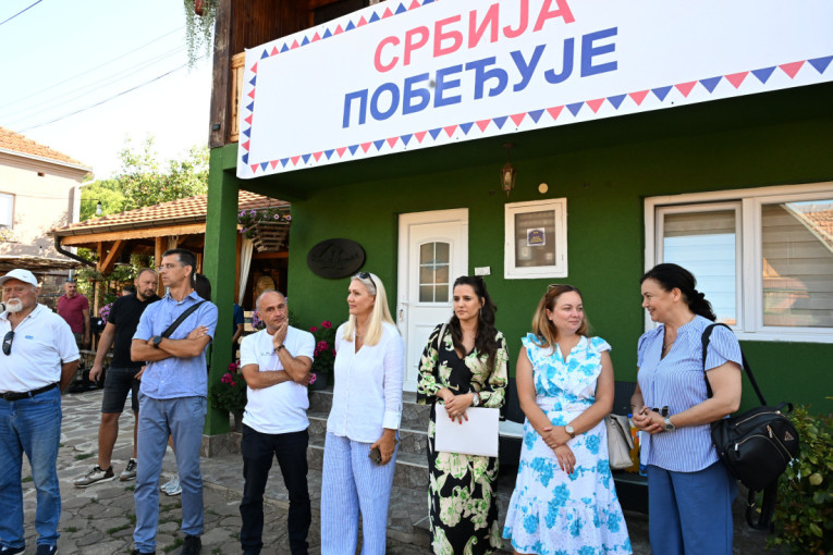 Vučić sa narodom Temske, Babušnice i Gorčinaca: Predsednik saslušao ljude, najavio značajnu pomoć! (FOTO/VIDEO)