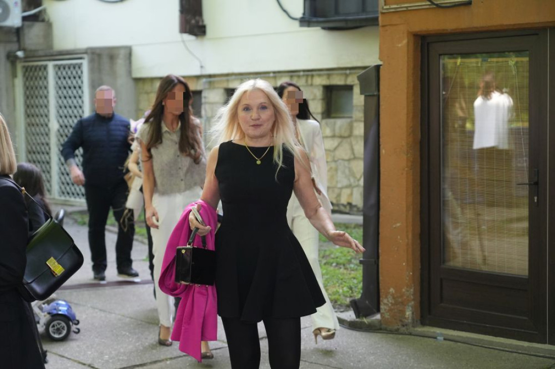 "Stavila mi je nož u krevet!" Vesna de Vinča bila na meti ljubomorne devojke: Htela je da se nabodem