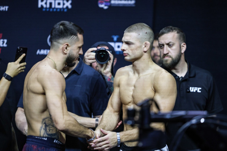 Šokantan početak glavnih borbi - Miloš Janičić "ugušen" u Areni!