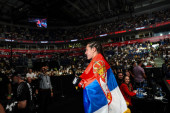 Ovo je Srbija! Sa spektakla UFC iz Arene poslata najjača poruka svetu, svi uglas zapevali! (VIDEO)
