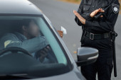 Švajcarac uhapšen zbog sumnje da je pokušao da podmiti saobraćajne policajce!