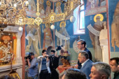 Vučić iz Manastira Rmanj: Mnogo smo uložili u obnovu svetinje, nastavljamo da pomažemo srpski narod