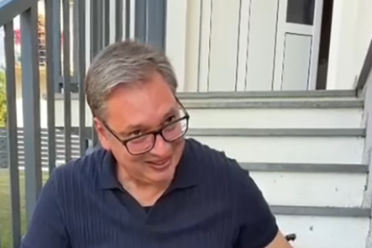 Neočekivana gošća dočekala Vučića u Čipuljiću! Simpatičan susret raznežio ljude (VIDEO)