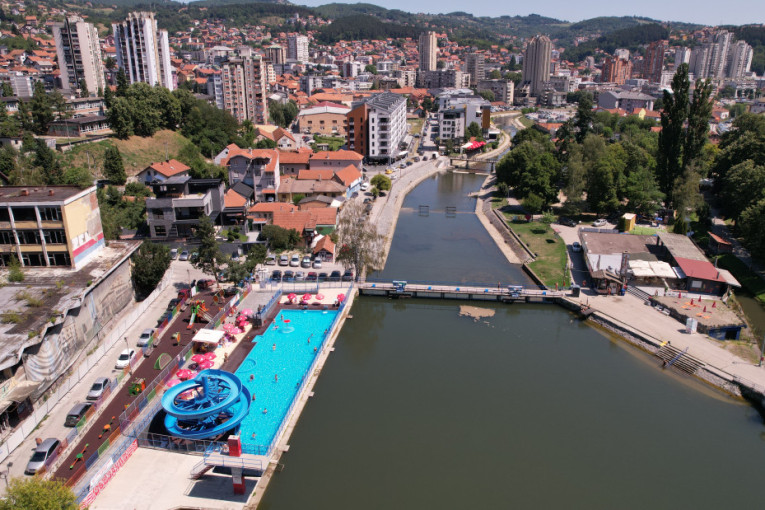 Dug građana i firmi bankama oborio novi rekord: Evo koliko se najviše zadužujemo