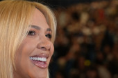 "Nije lako, ali razumeće kad poraste": Milica Todorović prvi put o partneru i bebi posle drame – "Dobro se snalazi"